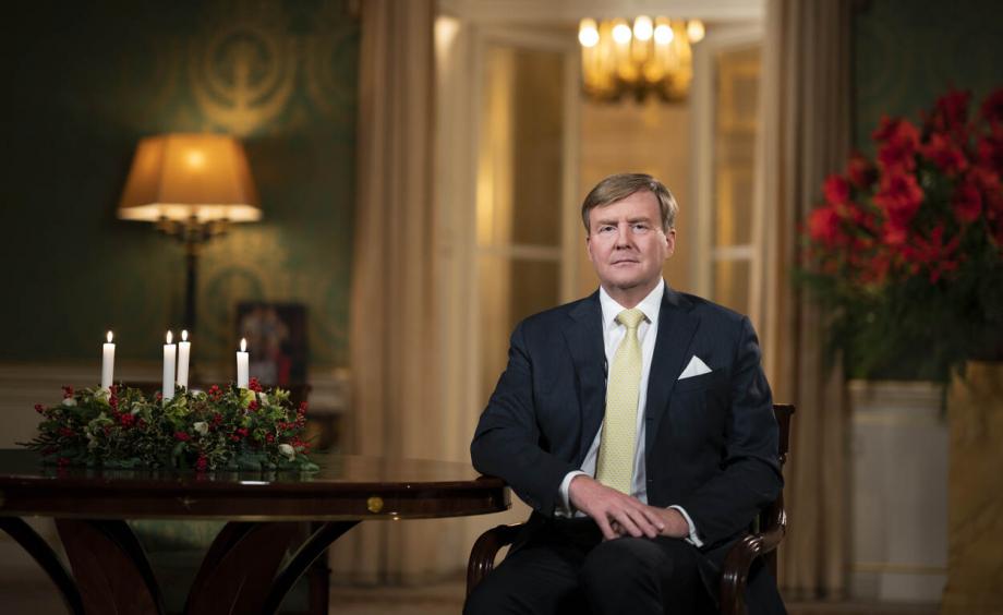 King -willem-alexander-liggend_0